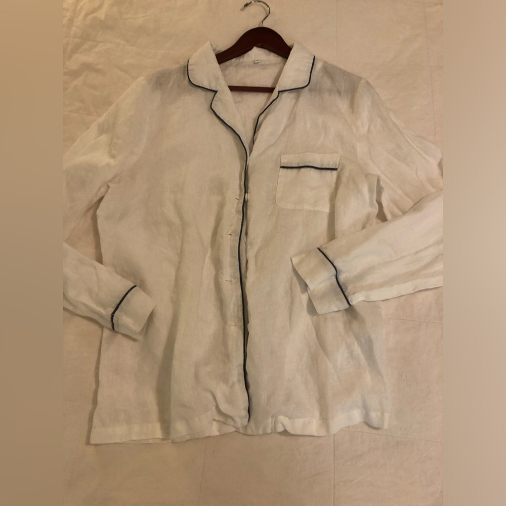 Piglet linen button down shirt white blue EUC